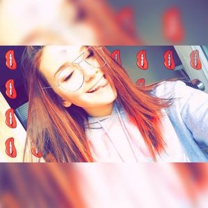 Meet your Posher, Kaitlyn